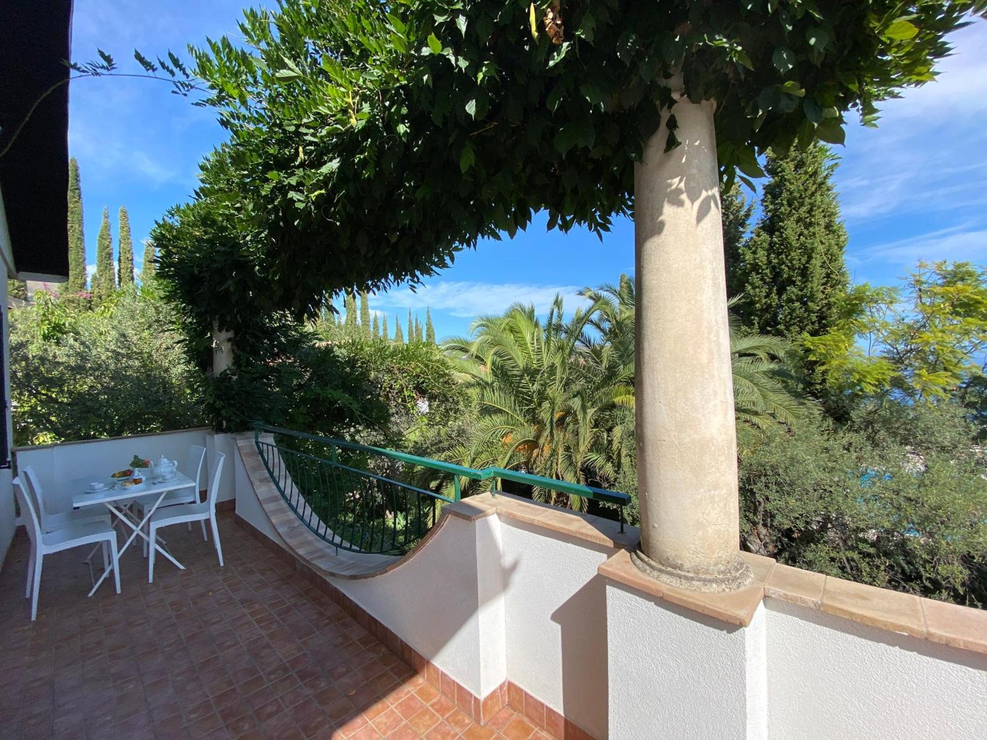 Apartahotel Terra Rossa Taormina
