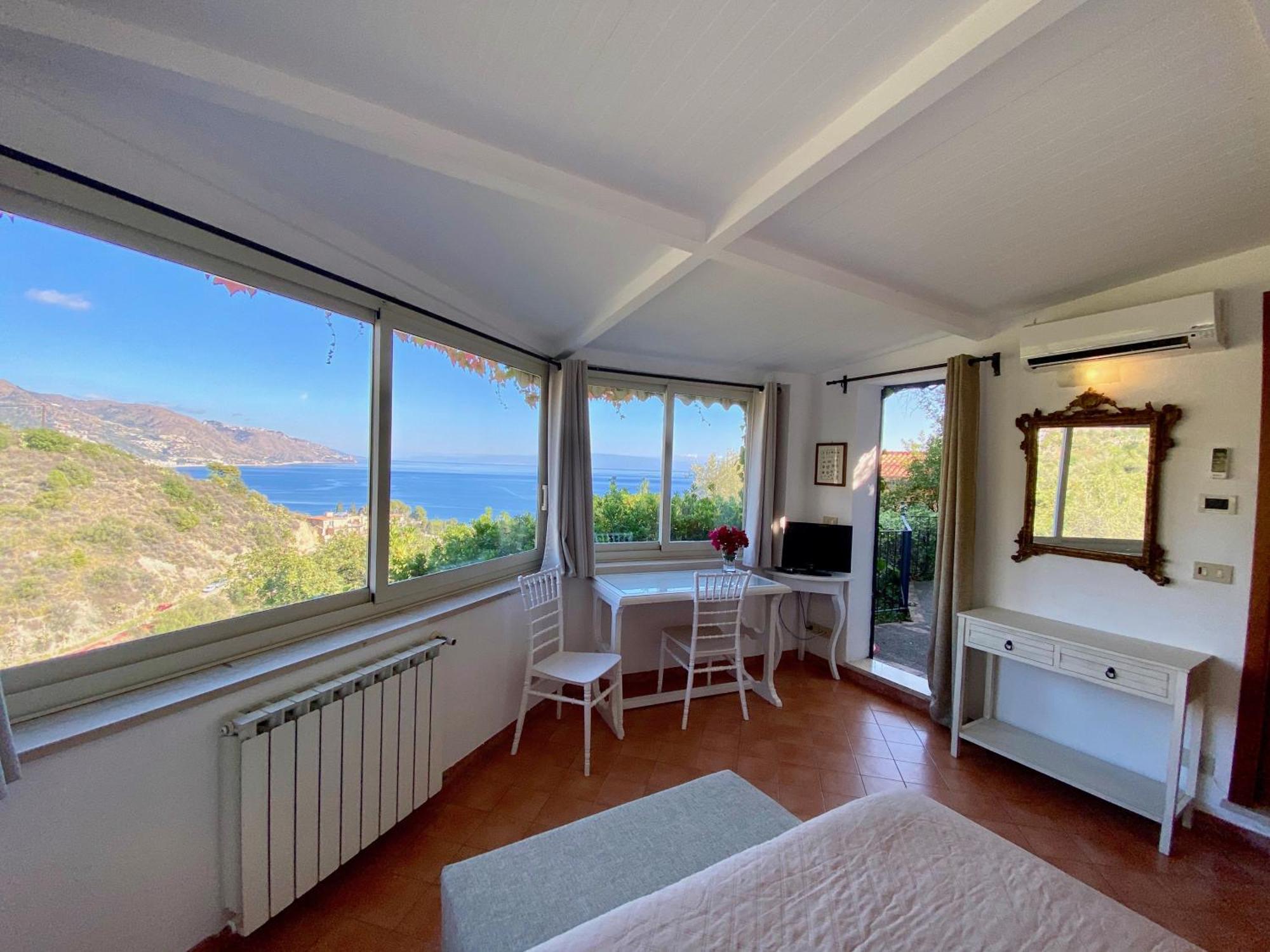 Terra Rossa 3* Taormina